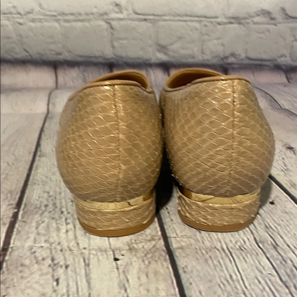 Talbots Women's Snakeskin Tan  Flats Size 8.5 Wide